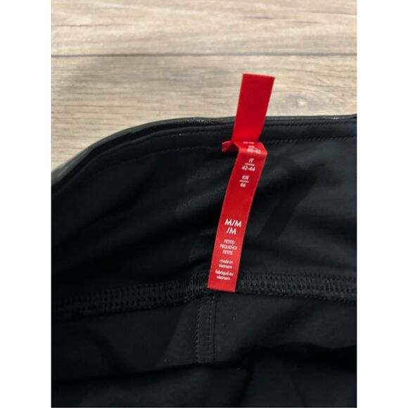 SPANX faux leather leggings - Picture 9 of 11